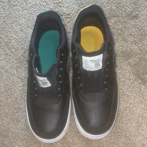 Nike Air Force 1 Size 5.5 Woman’s